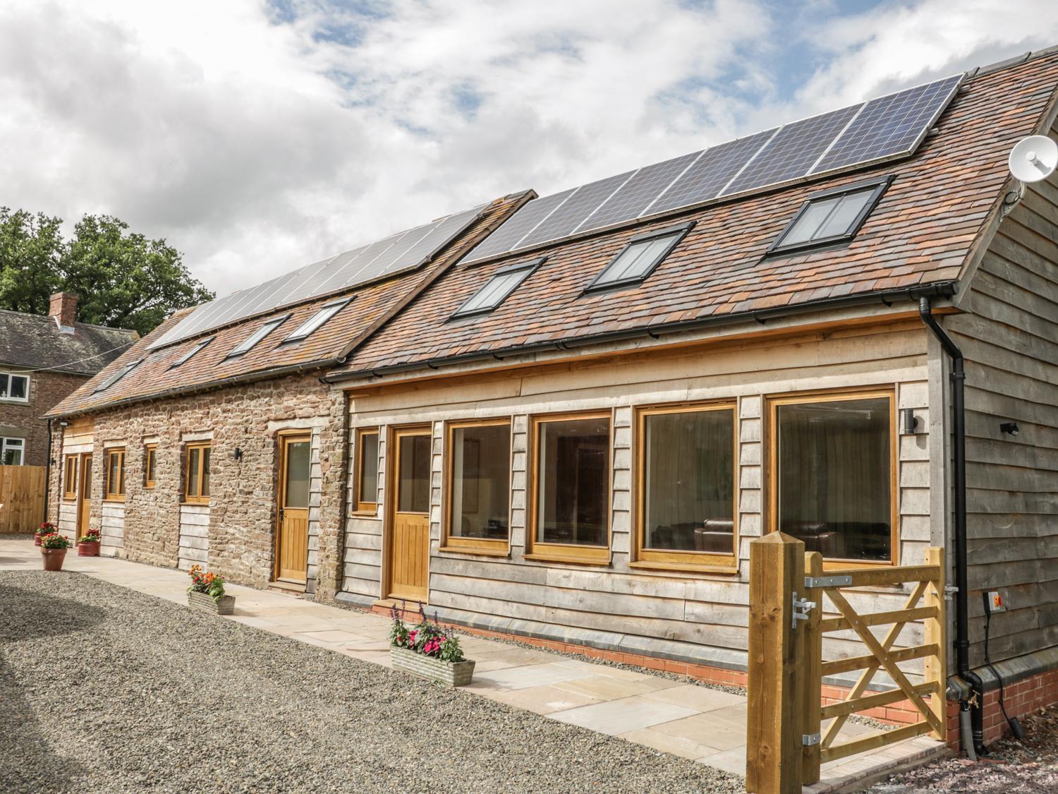 The Cow Byre, Heath Farm Villa Clee Saint Margaret Екстериор снимка